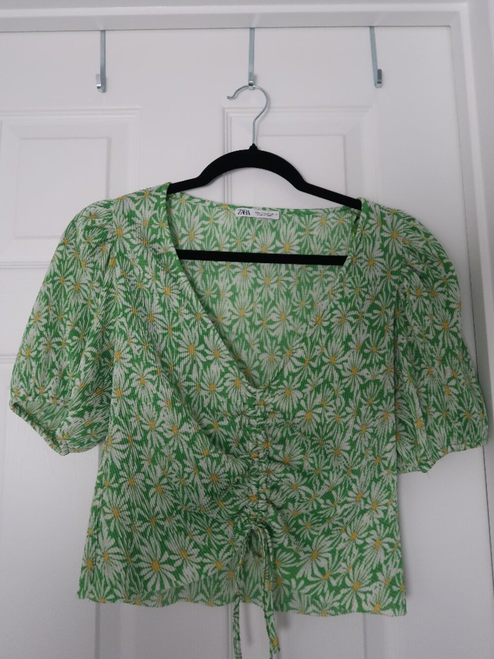 Zara Green Daisy Print Ruched Blouse